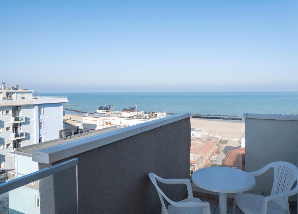 
Quadruple Room with Sea View
