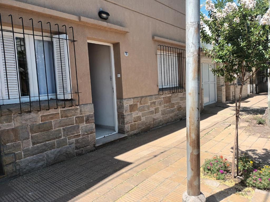 Budova, kde se prázdninový dům nachází