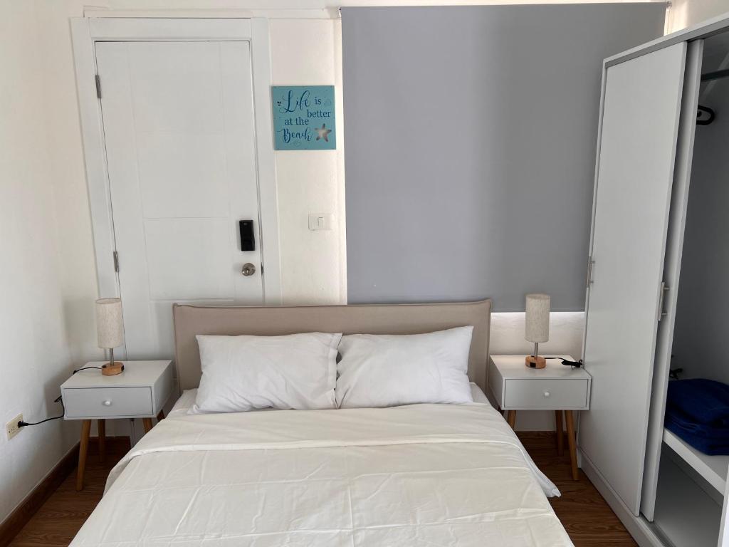 Postel nebo postele na pokoji v ubytování EMY HOUSE