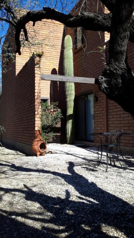 Desert Trails Bed & Breakfast - Chambre Queen Avec Vue Sur Le Jardin
