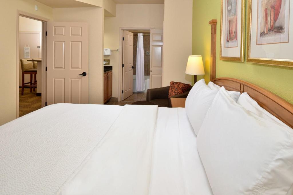 Staybridge Suites Las Cruces by IHG photo