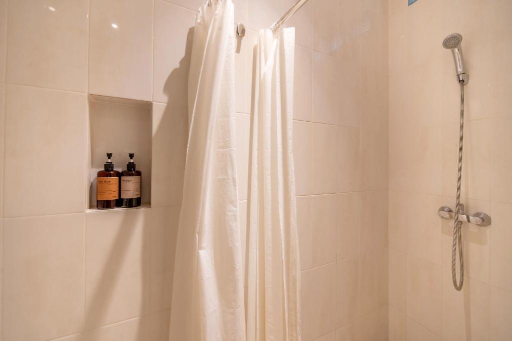 Gelatik Bed And Breakfast - 15