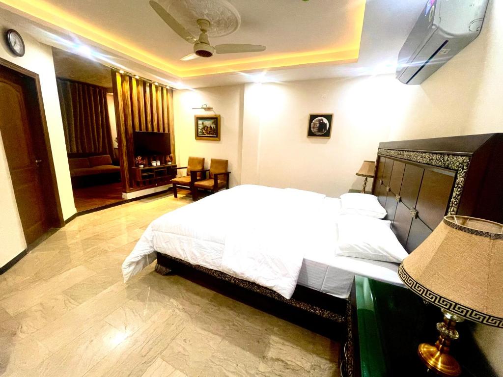 National Luxury Apartments - 2 Bed Room 객실 침대