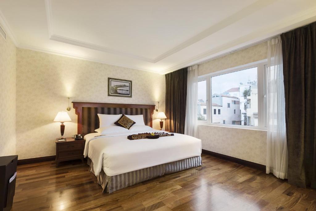 Governor Suite King