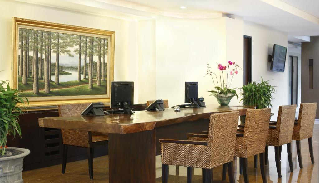 Hotel Santika Kuta