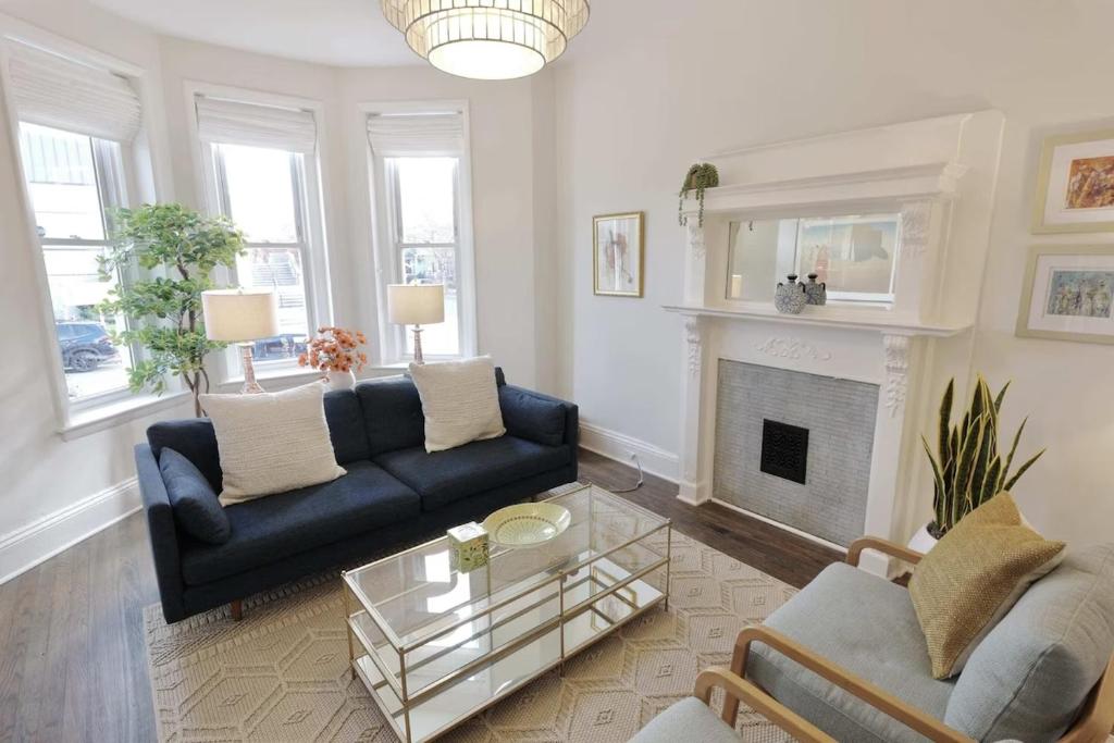 בית נופש Beautiful Townhome in Shaw/Bloomingdale (ארה''ב וושינגטון)