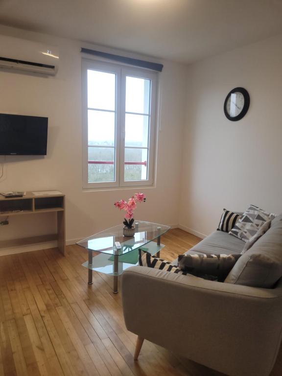 Appartement 2 chambres vue loire - Two-Bedroom Apartment