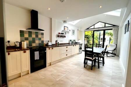 Charming 1 bed super central Terraced House - 公寓