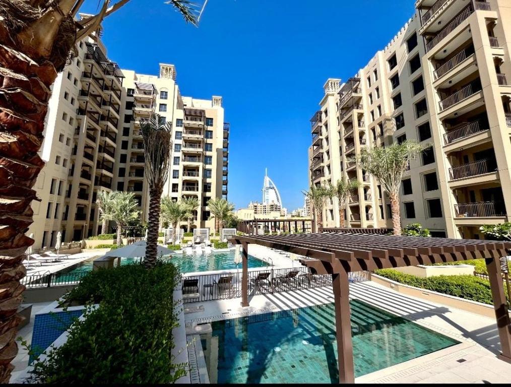 Stunning 2 bedroom apartment in Madinat Jumeirah Living, Dubai