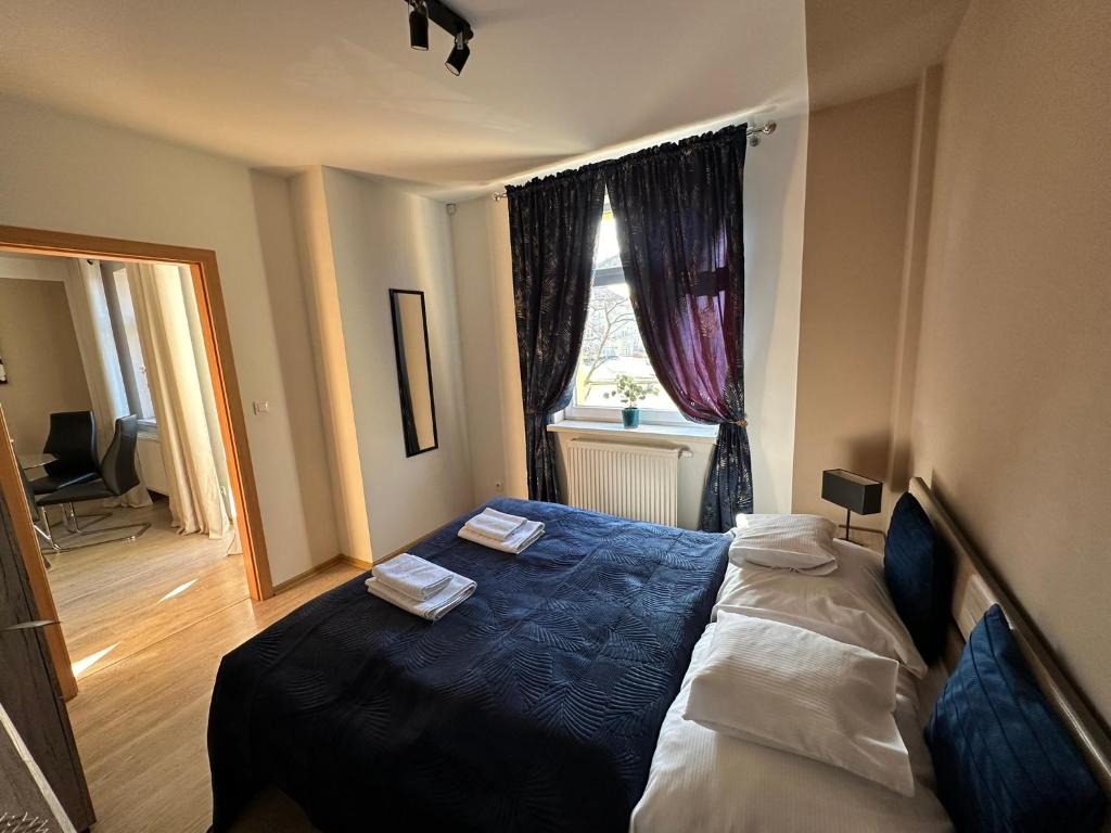 Apartamenty EDK - Apartment With Balcony