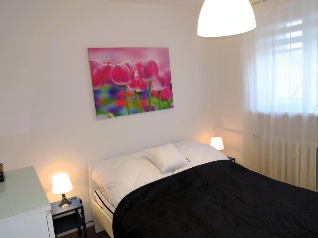 Un pat sau paturi într-o cameră la Cozy apartment in Mi dzyzdroje for 4 people