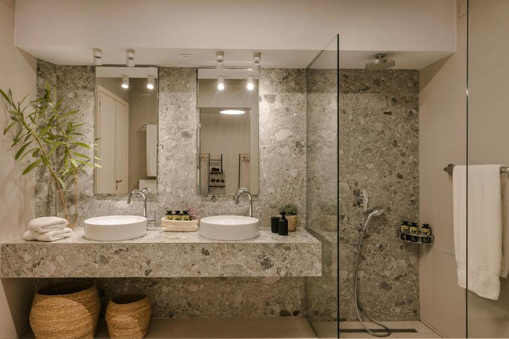 Koupelna v ubytování Absolute Villa by Stylish Stays