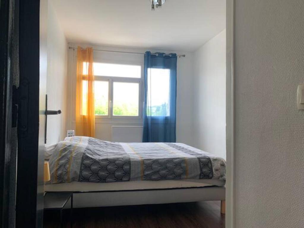 Quality Street - Housity