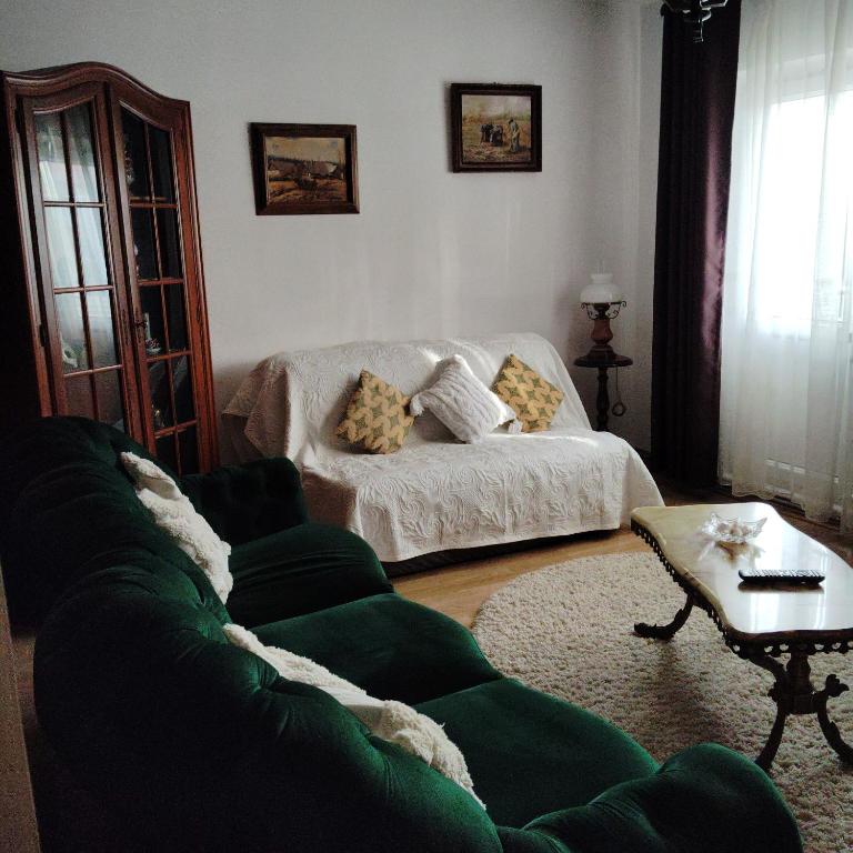 Vintage Central Apartament - One-Bedroom Apartment
