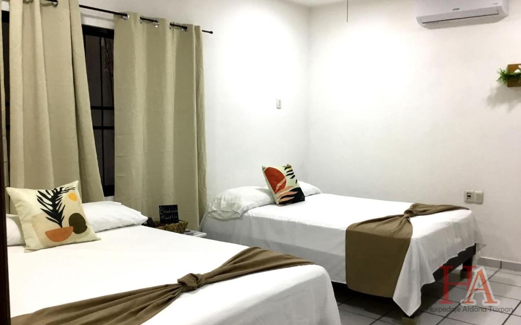 Postel nebo postele na pokoji v ubytování Hospedaje Aldana - Casa LA VISTA en zona verde