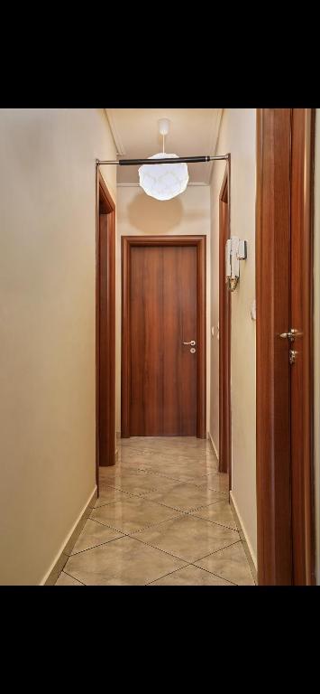 Fotografie z fotogalerie ubytování Cozy apartment next to the port! v destinaci Piraeus