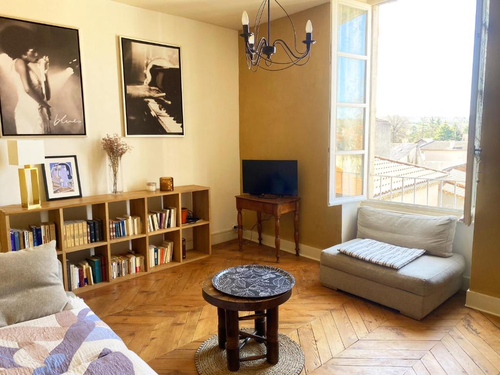 Fotografia z galérie ubytovania Chez Catherine appartement 1 à 6 personnes calme et chaleureux en centre ville v destinácii Issoire
