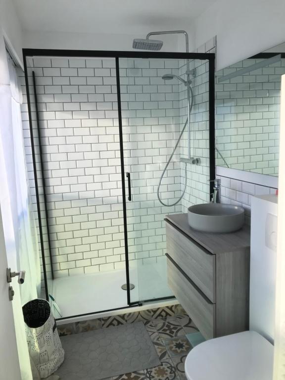 Kúpeľňa v ubytovaní Appartement face à la mer - 6 à 8 personnes - Canet en Roussillon
