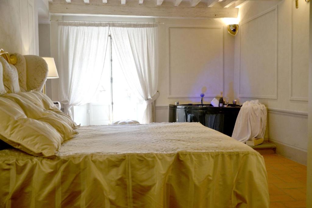 The house with steam room, jacuzzi and theater view - Two-Bedroom Apartment