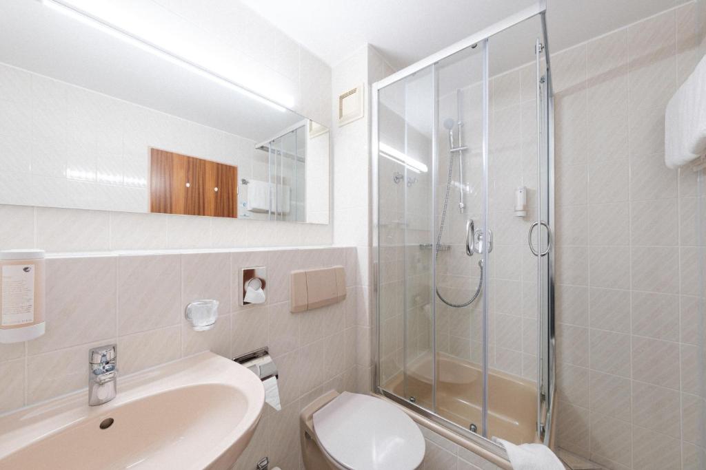 Koupelna v ubytování Hotel Flora Möhringen