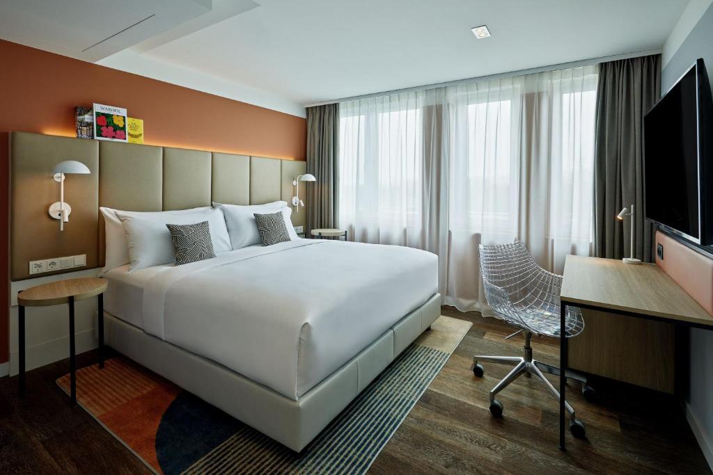 the Deutz, a Tribute Portfolio Hotel - Comfort King Room