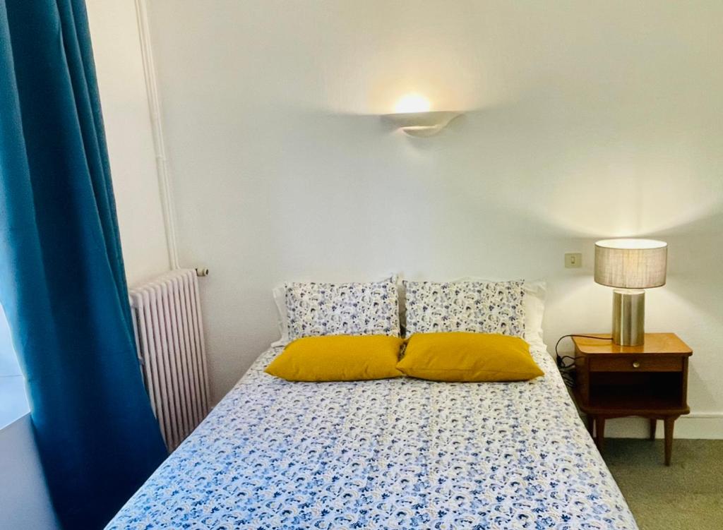 Postel nebo postele na pokoji v ubytování Douce Demeure