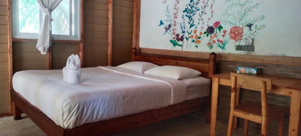 Gallery image of Lazy Hut in Ko Phayam