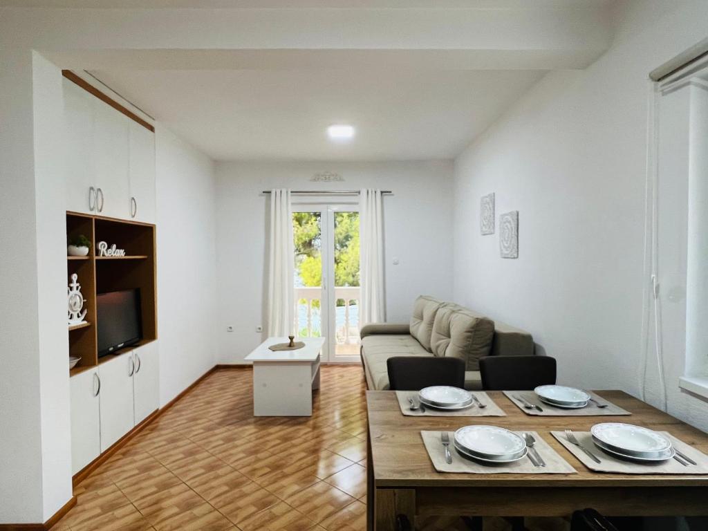Kuchyň nebo kuchyňský kout v ubytování Villa Marina Čiovo Trogir
