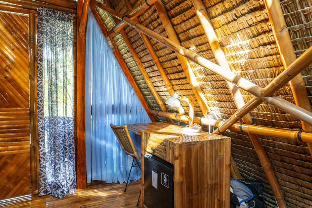 Tongo Hill Cottages - Deluxe Room