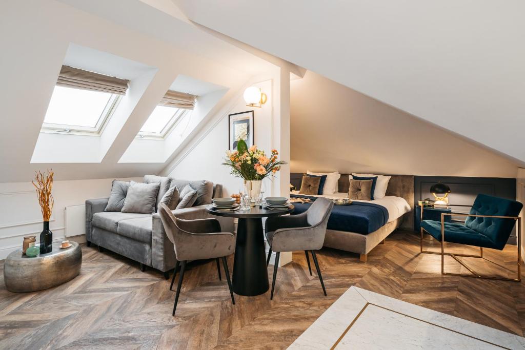 Central Palace - LoftAffair Collection - Resim 12