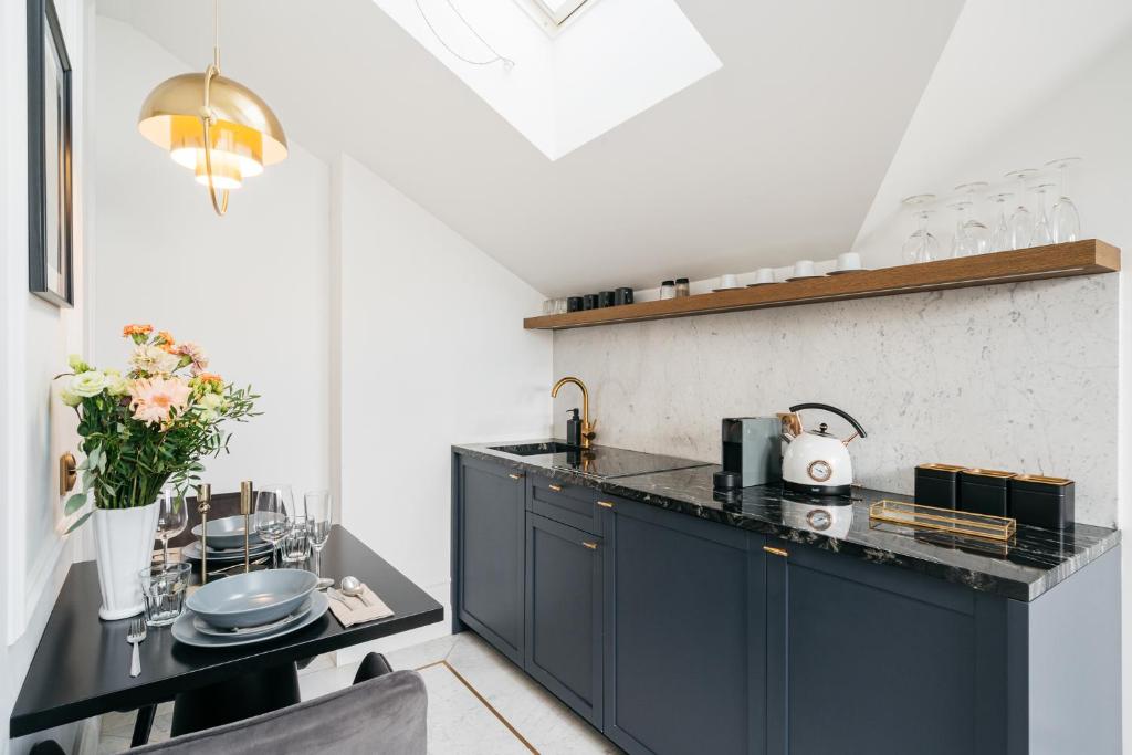 Central Palace - LoftAffair Collection - Resim 33