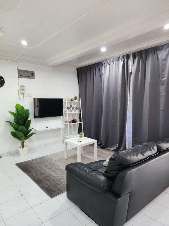 HEAVEN HOMESTAY NIBONG TEBAL - Maison D'une Chambre