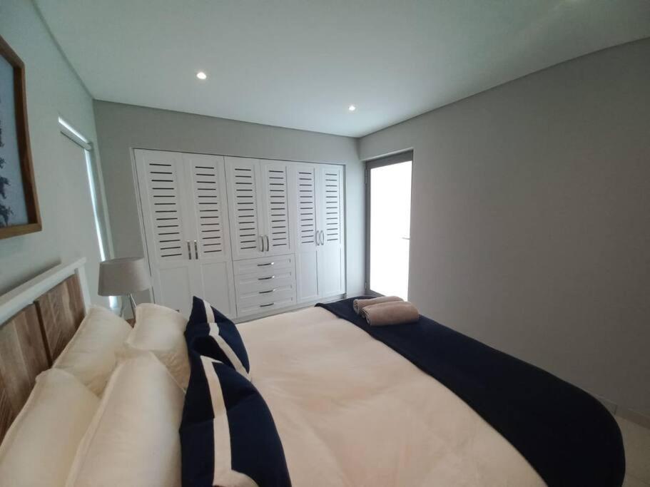 Queens Cove One Bedroom Apt 2 - Image 13