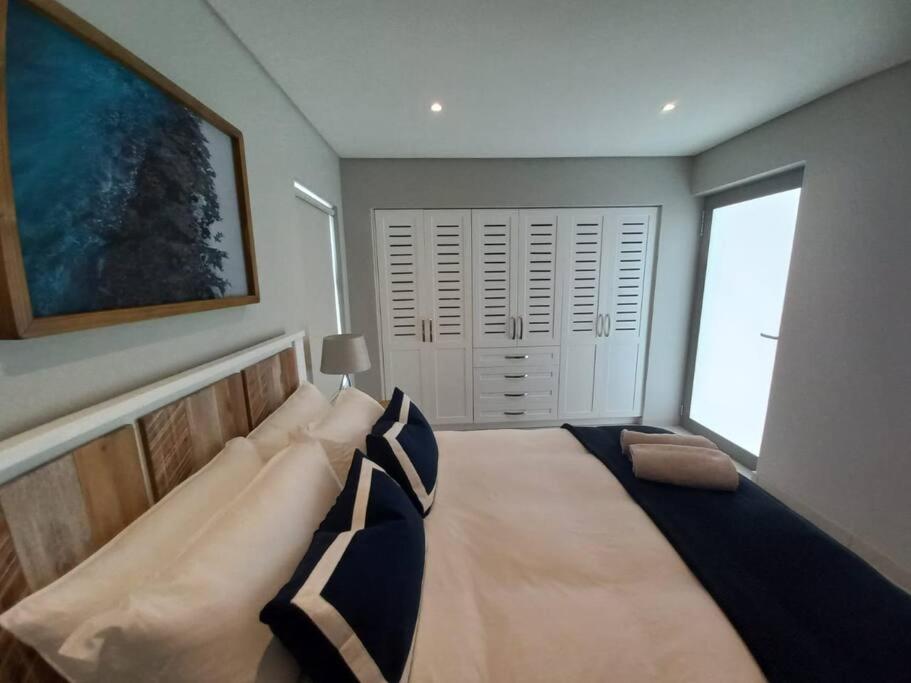 Queens Cove One Bedroom Apt 2 - Image 7