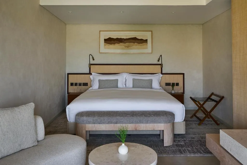 Superior King Suite