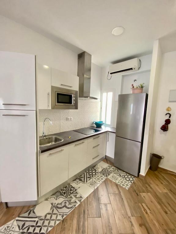 Kuchyňa alebo kuchynka v ubytovaní Apartamento 4pax en pleno centro Alfalfa