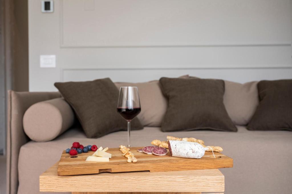 Borgopetra Resort Numana - Suite Mit Kingsize-Bett Und Balkon