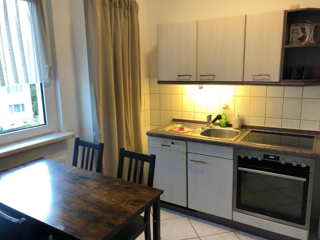 Ferienwohnung Monteurzimmer Heinzberg Haus Arnstadt, Arnstadt ...