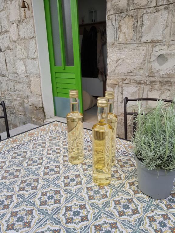 Boissons dans l'établissement Maison 2 chambres Olsavinia