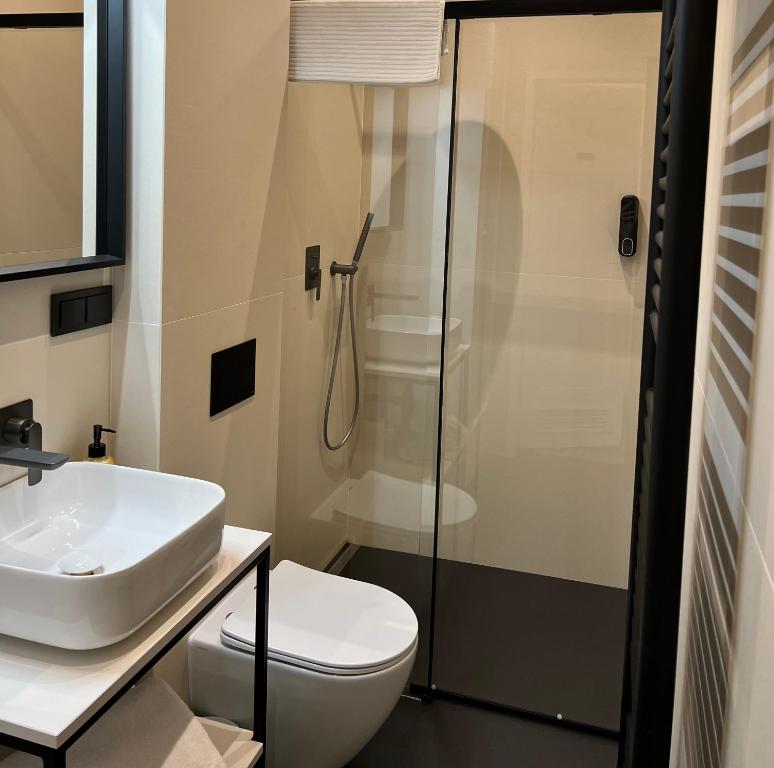 Krakow Old Town Apartment Jacuzzi - wymeldowanie do 13 - 4