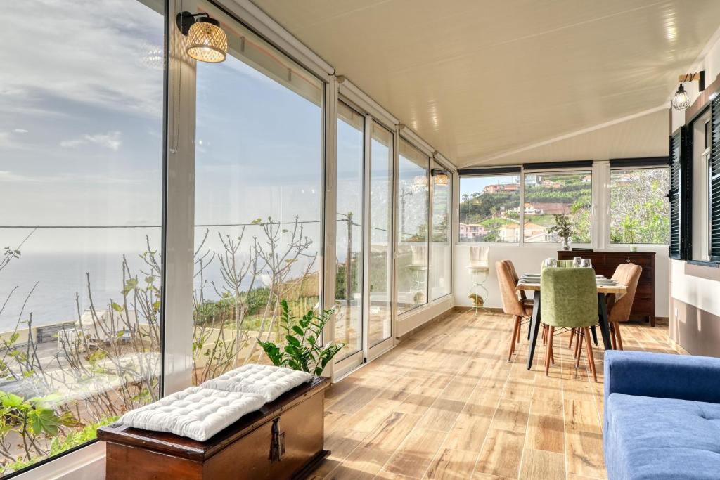 Fotografia z galérie ubytovania Atlantic View, a Home in Madeira v destinácii Ponta do Sol