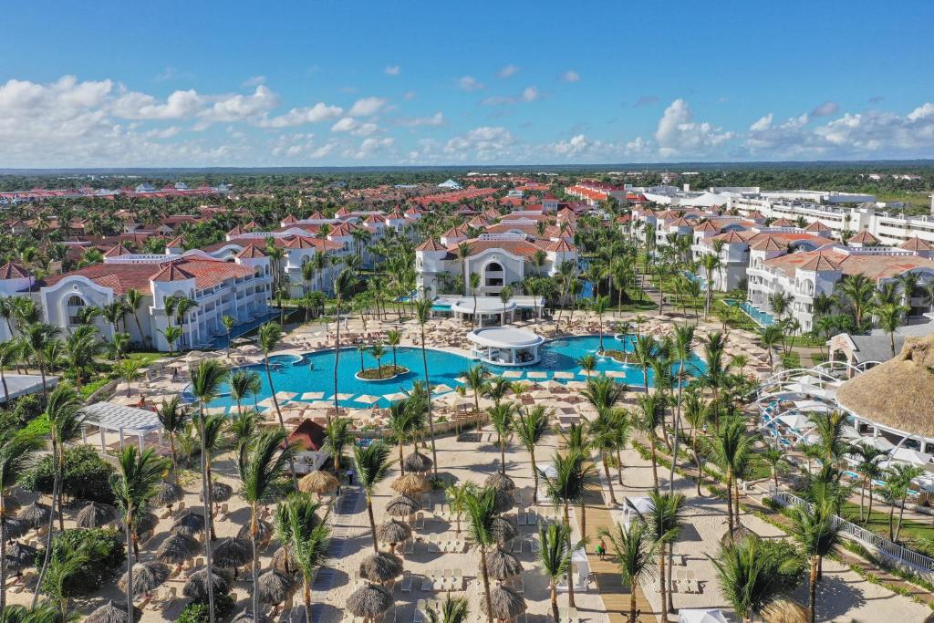 Bazén v ubytování Bahia Principe Luxury Ambar - Adults Only All Inclusive nebo v jeho okolí