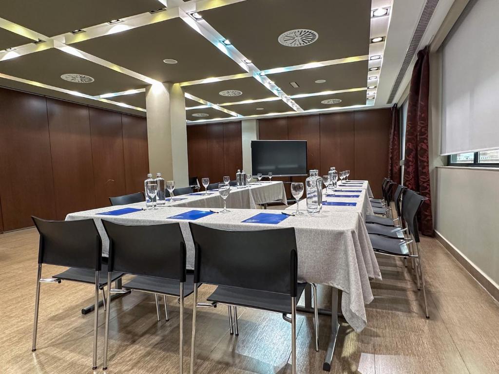 The business area and/or conference room at Turia Granada