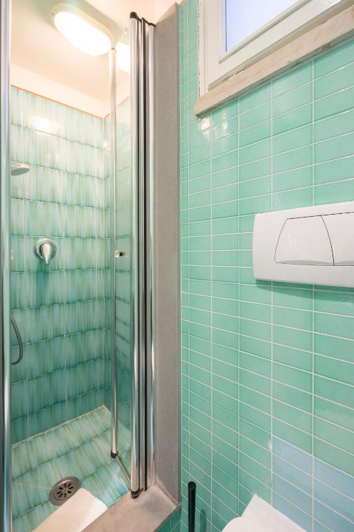 A bathroom at Sprone Apartment