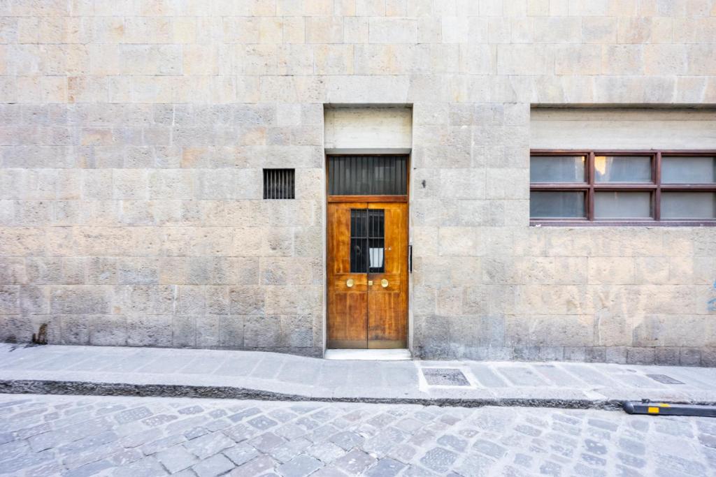 The facade or entrance of Sprone Apartment