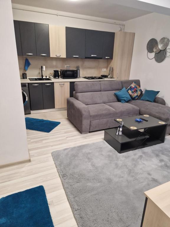 Casa ALEX, Apărătorii Patriei (aktualisierte Preise für 2025)