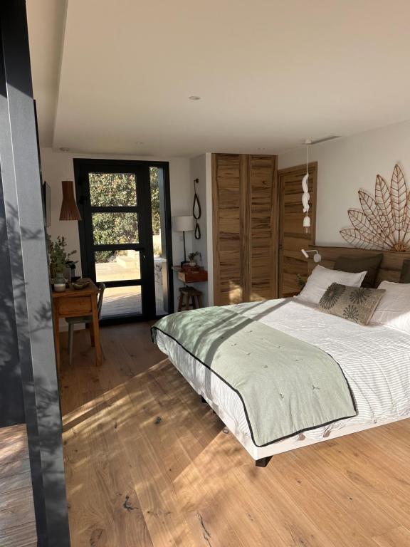 LA BASTIDE DES CULS-ROUSSET - Double Room