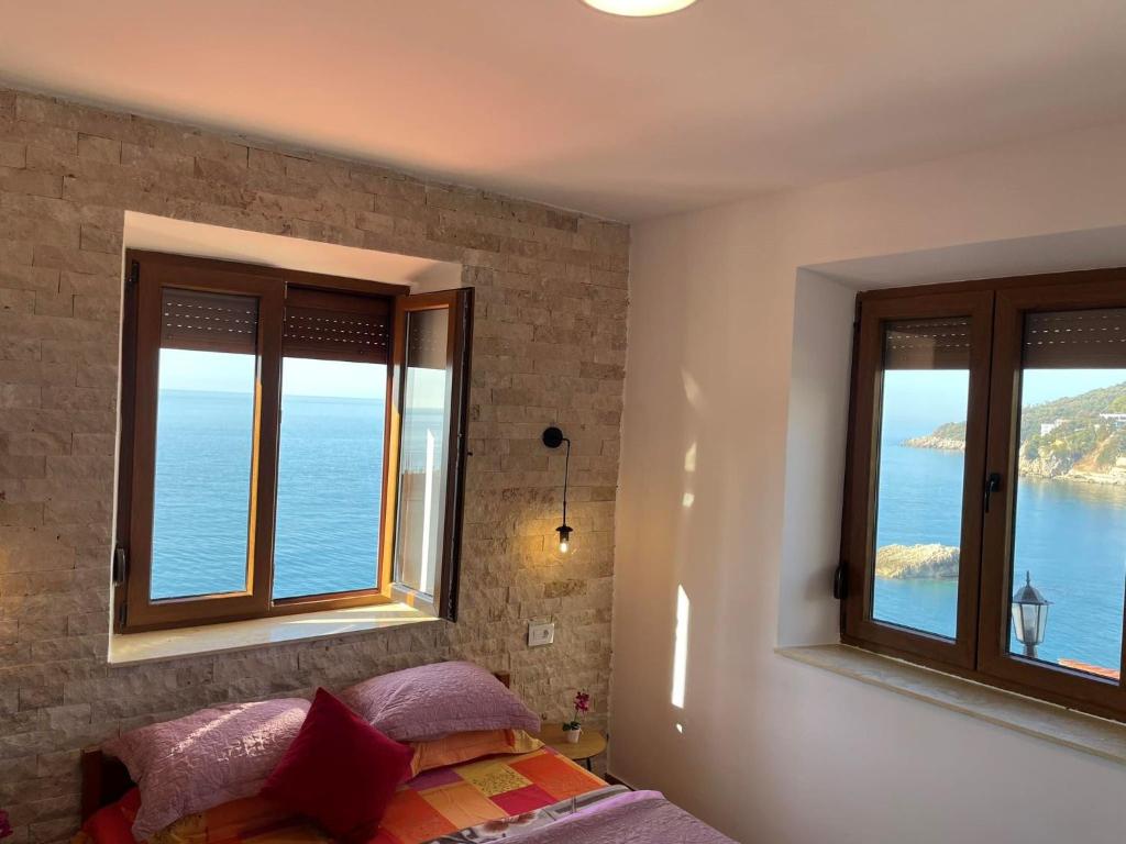 Apartments Antigona Old Town - 13