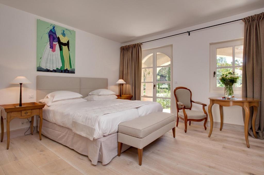 Benvengudo - Habitación Doble - Lado Jardín