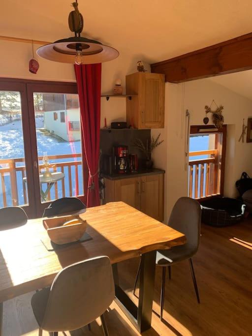 Fotografie z fotogalerie ubytování Chalet le Daim appartement 6 pers Vue Mont-Blanc v destinaci Combloux